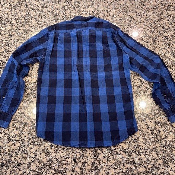 J. CREW Men’s Plaid Button Down Shirt - Size Medium - Good Condition! - Picture 5 of 7